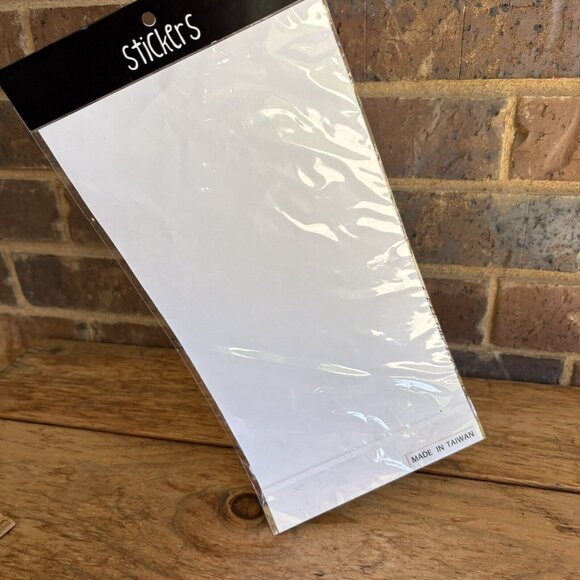 Yogi Bear Boo Boo’s Birthday Club Stickers 32 Stickers NEW - Picture 5 of 7